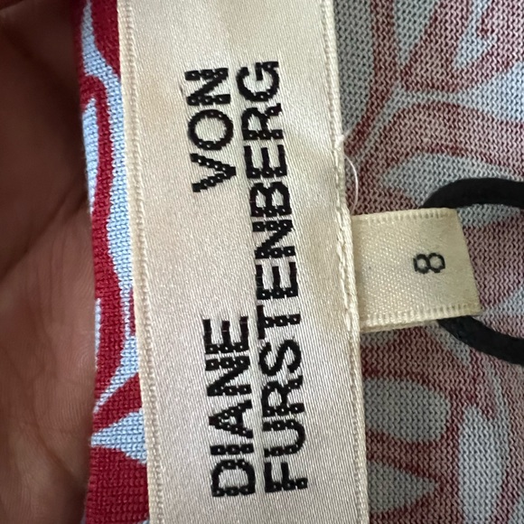 DIANE VON FURSTENBERG Printed Long Dress Size: M | US 8 - Picture 6 of 8
